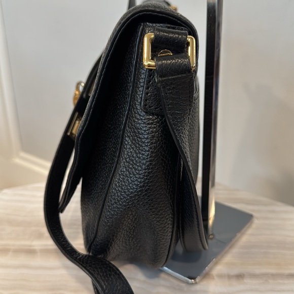 Michael Kors Bag Bedford Crossbody - Picture 6 of 17